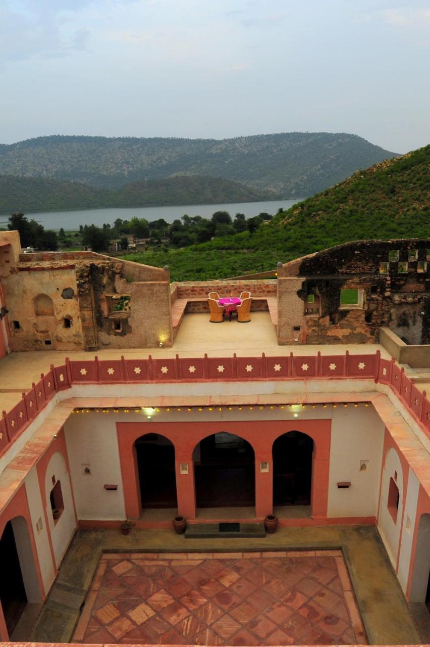 Отель Ram Bihari Palace Алвар Экстерьер фото